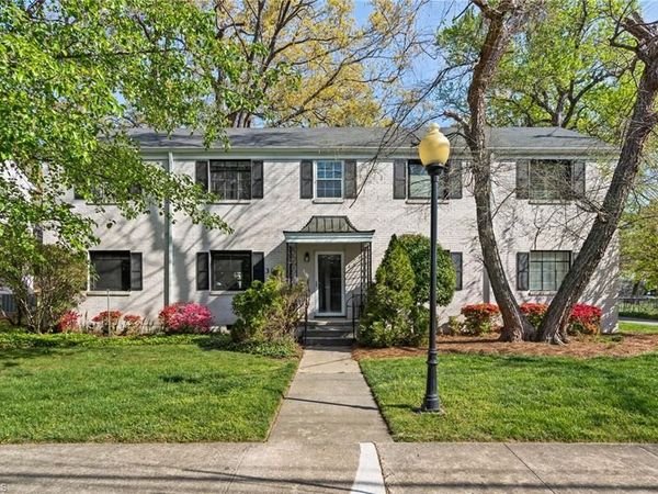 308 W Lexington Avenue , High Point, NC 27262