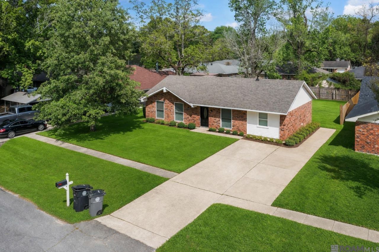 3134 Montreal Dr, Baton Rouge, LA 70819 Main Photo