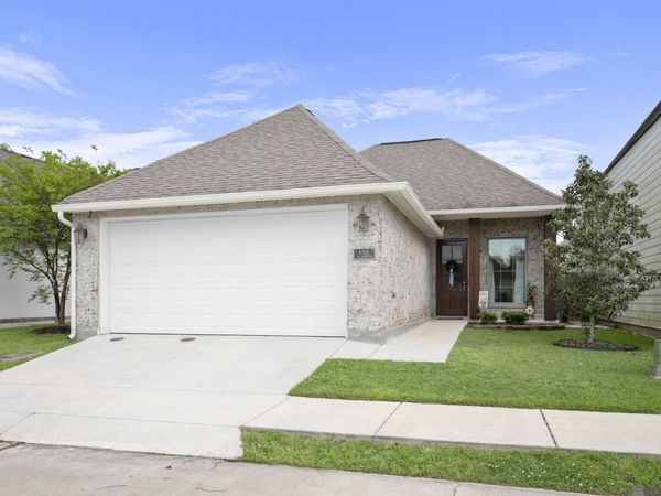 6526 Oak Garden Dr, Baton Rouge, LA 70817