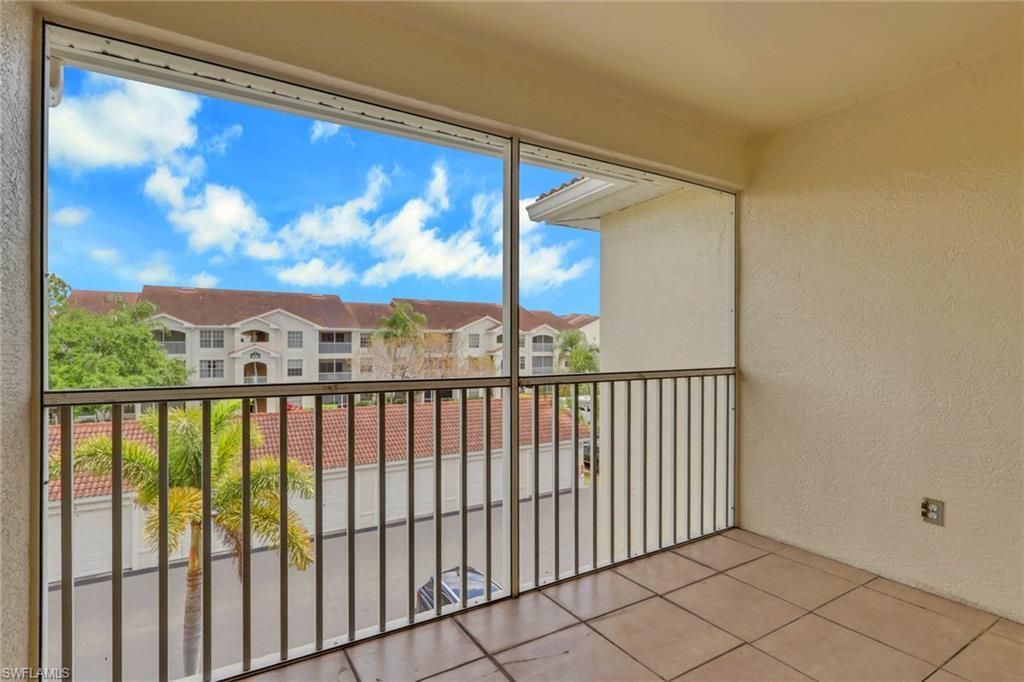 4625 Saint Croix Ln, Unit 1136, Naples, FL 34109 Photo