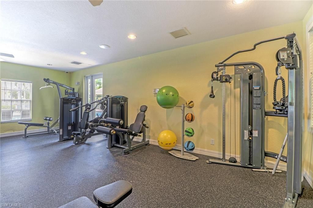4625 Saint Croix Ln, Unit 1136, Naples, FL 34109 Photo