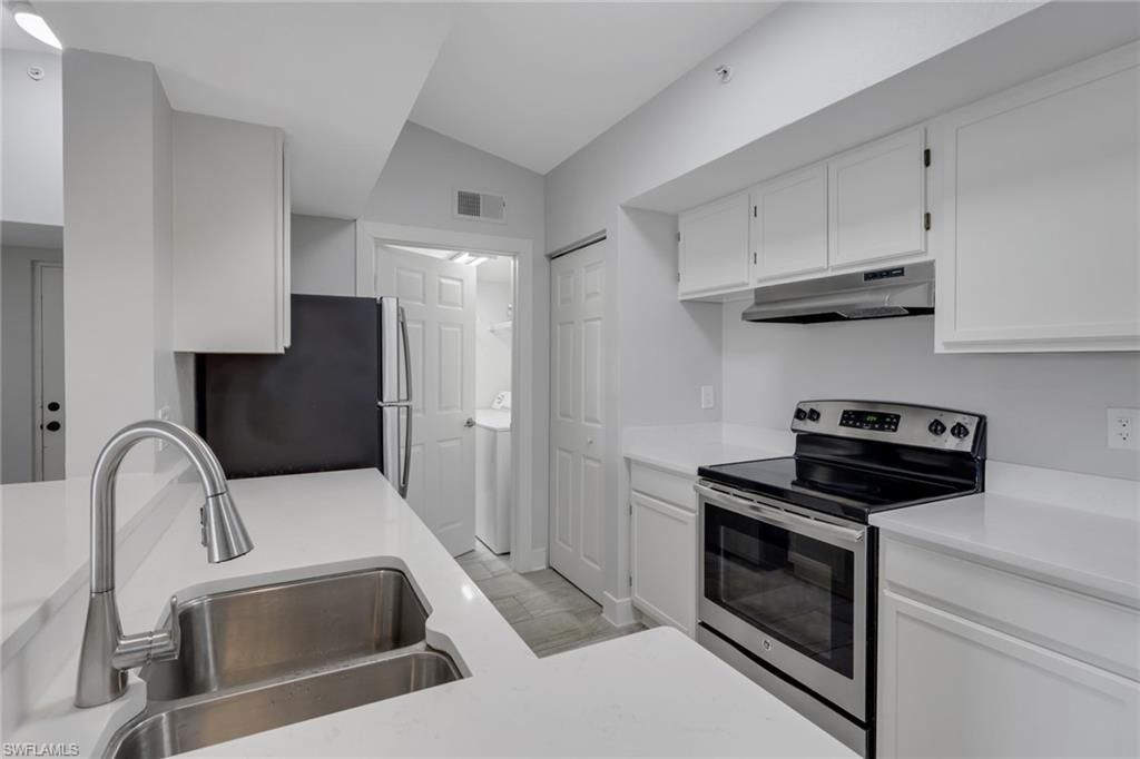4625 Saint Croix Ln, Unit 1136, Naples, FL 34109 Photo