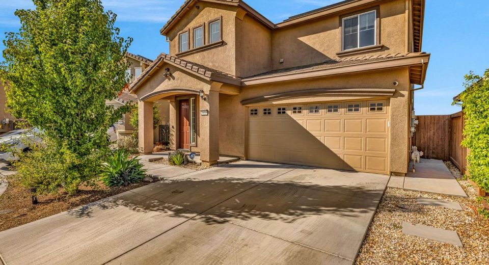 9633 Respect Dr, Sacramento, CA 95829 Photo