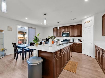 9633 Respect Dr, Sacramento, CA 95829 Photo