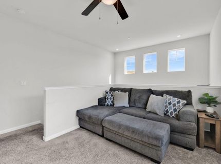 9633 Respect Dr, Sacramento, CA 95829 Photo