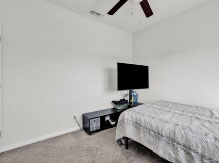 9633 Respect Dr, Sacramento, CA 95829 Photo