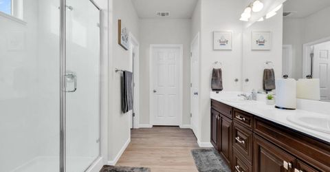 9633 Respect Dr, Sacramento, CA 95829 Photo