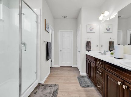 9633 Respect Dr, Sacramento, CA 95829 Photo