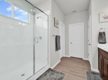 9633 Respect Dr, Sacramento, CA 95829 Photo