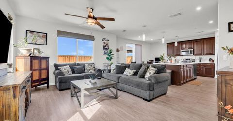 9633 Respect Dr, Sacramento, CA 95829 Photo