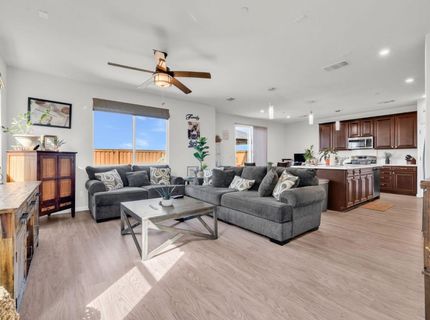 9633 Respect Dr, Sacramento, CA 95829 Photo