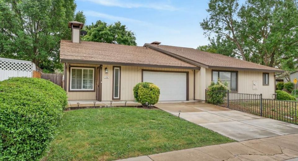1754 Urbana Way, Sacramento, CA 95833 Photo