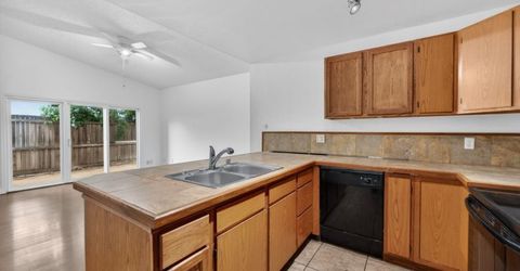 1754 Urbana Way, Sacramento, CA 95833 Photo