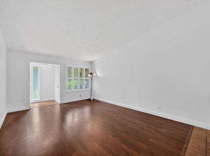 1754 Urbana Way, Sacramento, CA 95833 Photo