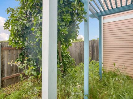 7139 Humanity Ln, Sacramento, CA 95822 Photo