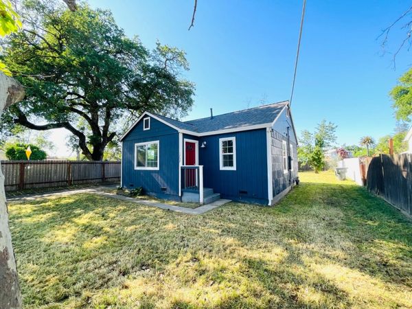 1757 Kenwood St, Sacramento, CA 95815