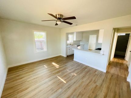 1757 Kenwood St, Sacramento, CA 95815 Photo