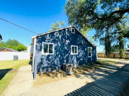 1757 Kenwood St, Sacramento, CA 95815 Photo