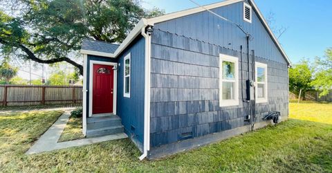 1757 Kenwood St, Sacramento, CA 95815 Photo