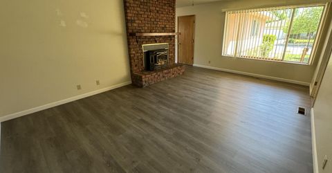 777 Lawrence Dr, Gilroy, CA 95020 Photo