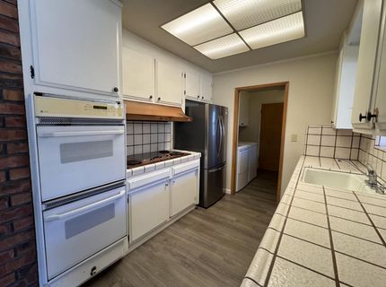 777 Lawrence Dr, Gilroy, CA 95020 Photo