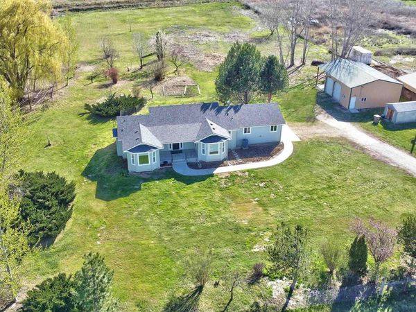 9451 W Hwy 52, Emmett, ID 83617