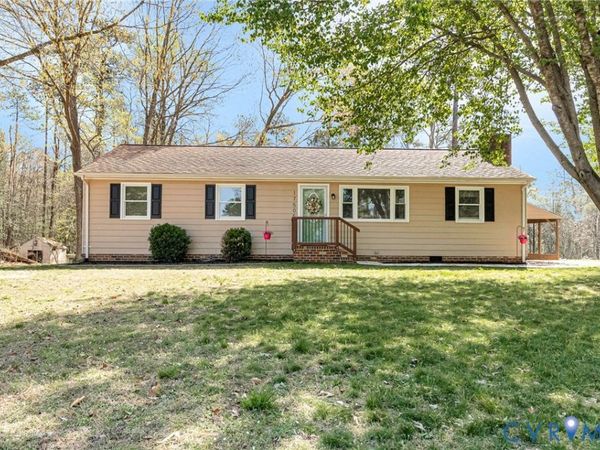 17505 Sadberg Drive, Petersburg, VA 23803