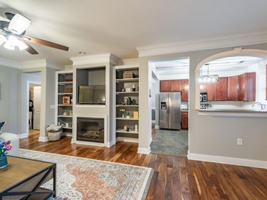 3811 Lunceston Way, Unit 004, Raleigh, NC 27613