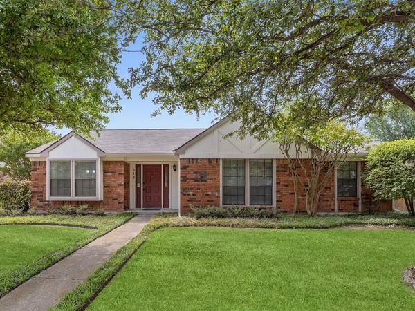 215 Aspenway Drive, Coppell, TX 75019