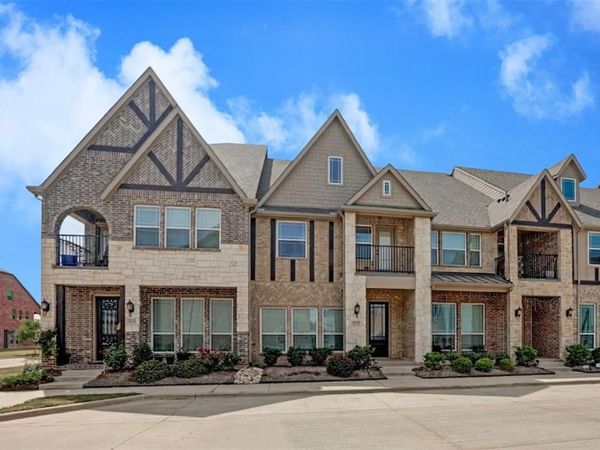 1914 Melinda Lane, Farmers Branch, TX 75234