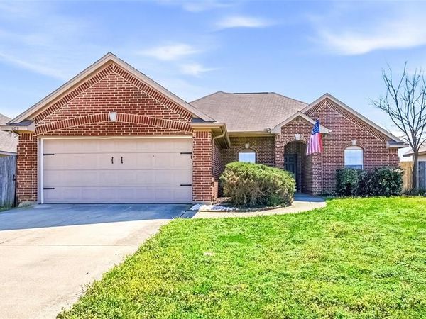 309 Highmeadow Road, Aubrey, TX 76227