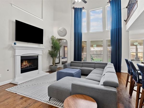 600 Sierra Avenue, Mansfield, TX 76063