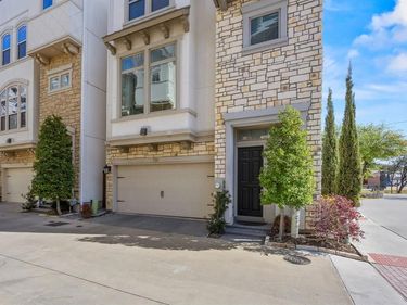 730 Spanish Oaks Place, Dallas, TX 75204