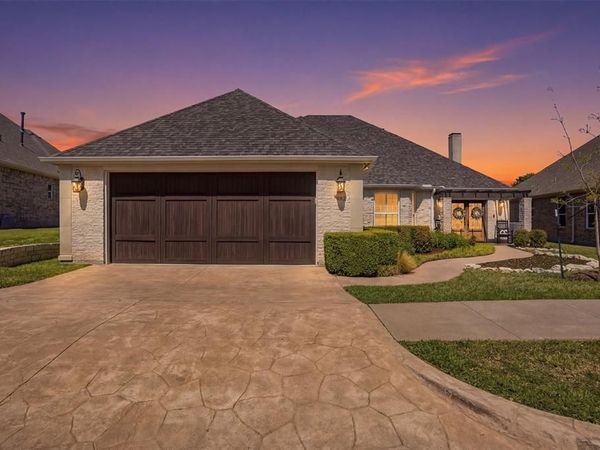 9012 Reata West Drive, Benbrook, TX 76126