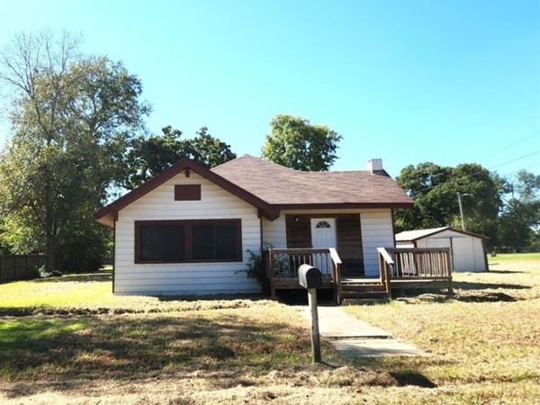 823 N Green Street, Grand Saline, TX 75140