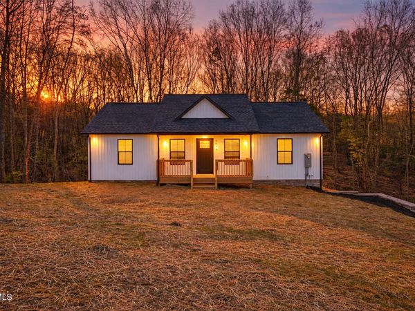 6055 Newport Highway, Greeneville, TN 37743