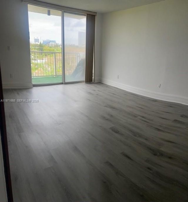 2000 NE 135th St , Unit 601, North Miami, FL 33181 Photo