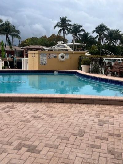 2000 NE 135th St , Unit 601, North Miami, FL 33181 Photo