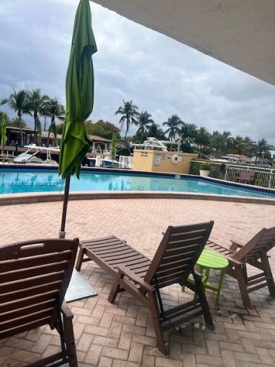 2000 NE 135th St , Unit 601, North Miami, FL 33181 Photo