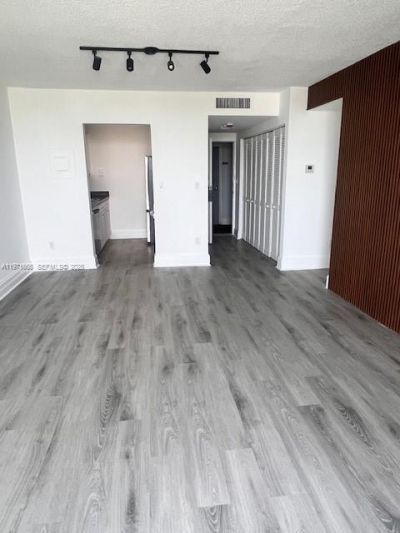 2000 NE 135th St , Unit 601, North Miami, FL 33181 Photo