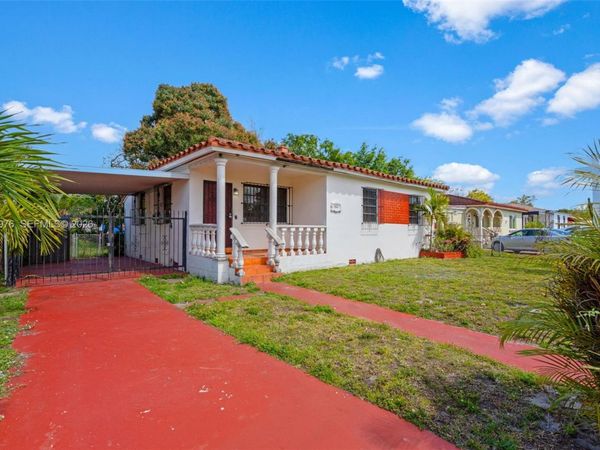 9201 NW 33rd Ave Rd , Miami, FL 33147