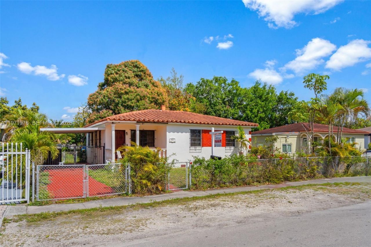 9201 NW 33rd Ave Rd , Miami, FL 33147 Photo