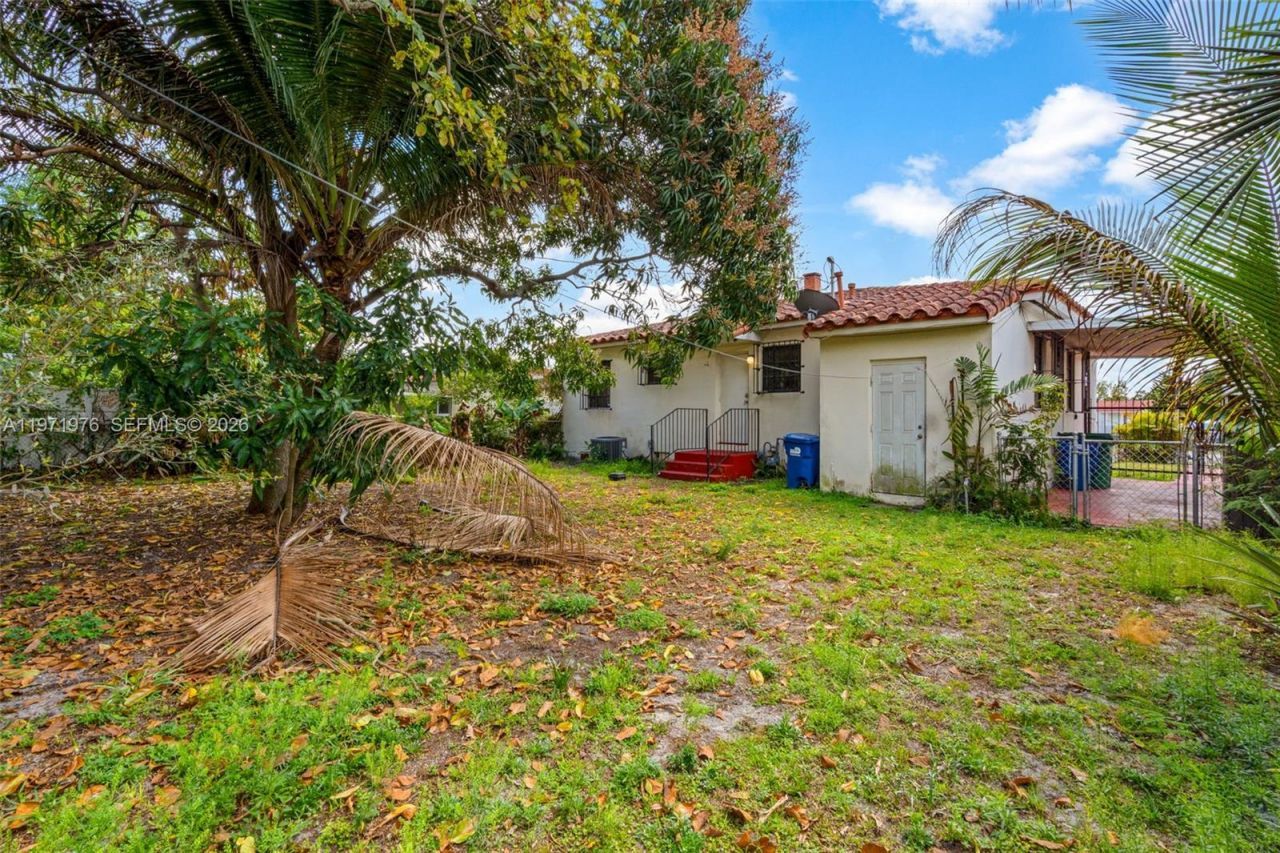 9201 NW 33rd Ave Rd , Miami, FL 33147 Photo