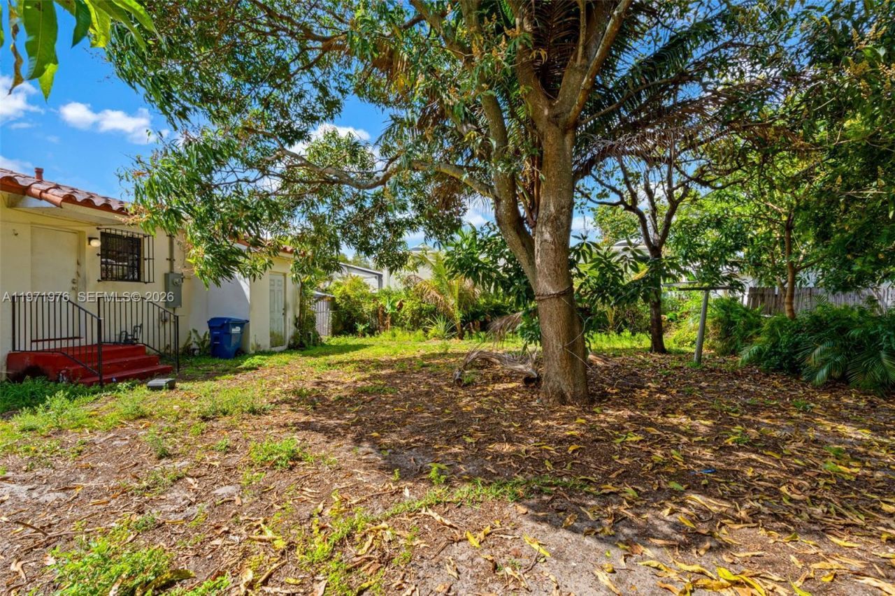 9201 NW 33rd Ave Rd , Miami, FL 33147 Photo