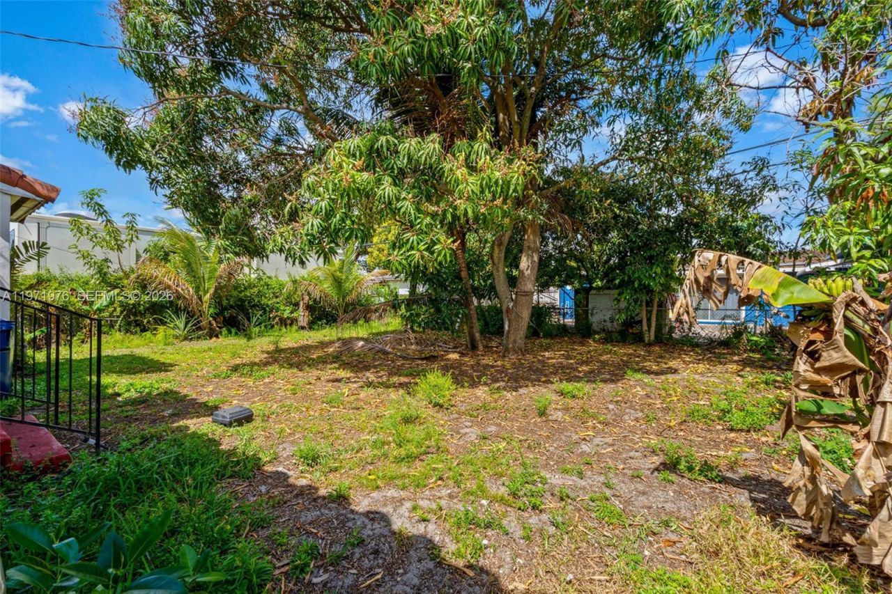 9201 NW 33rd Ave Rd , Miami, FL 33147 Photo