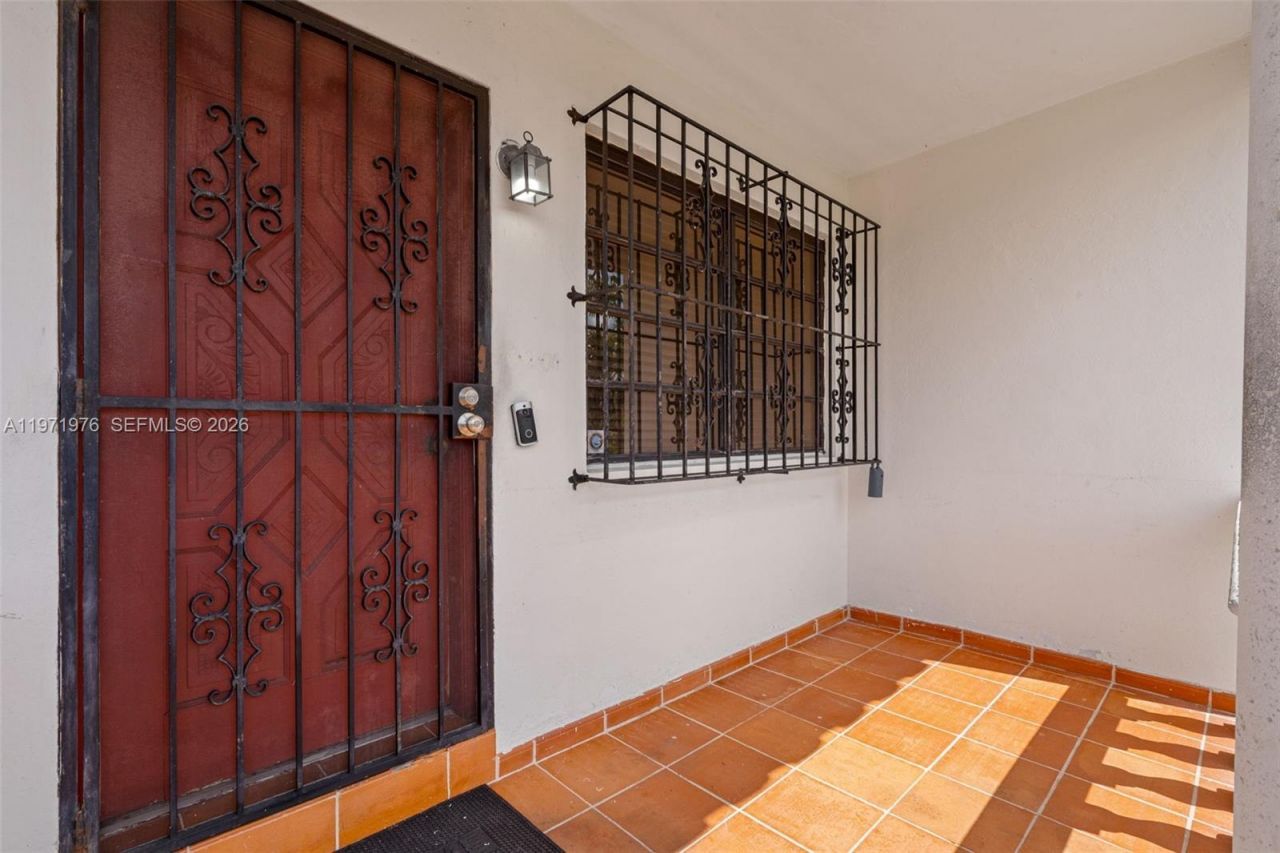 9201 NW 33rd Ave Rd , Miami, FL 33147 Photo