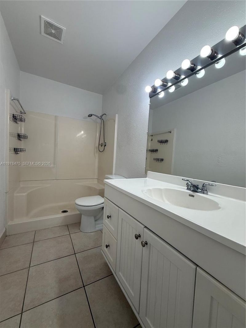 7949 SW 104 St, Unit 213-D, Kendall, FL 33156 Photo