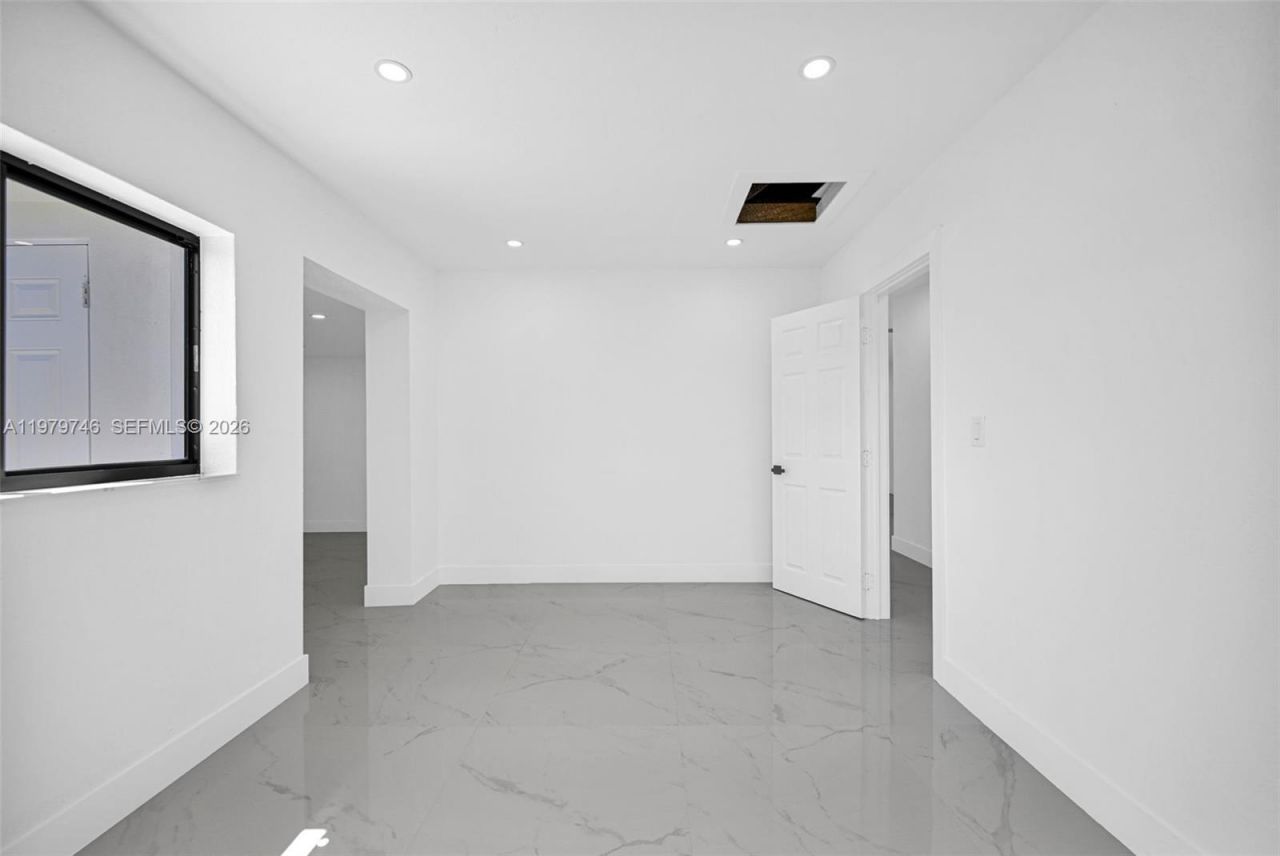 4480 NW 201st St , Miami Gardens, FL 33055 Photo