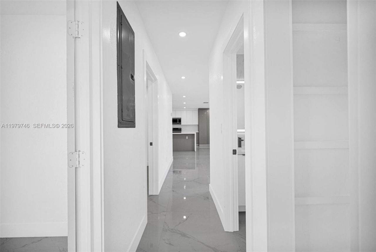 4480 NW 201st St , Miami Gardens, FL 33055 Photo