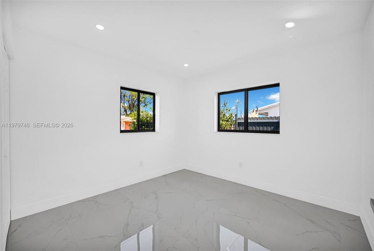 4480 NW 201st St , Miami Gardens, FL 33055 Photo